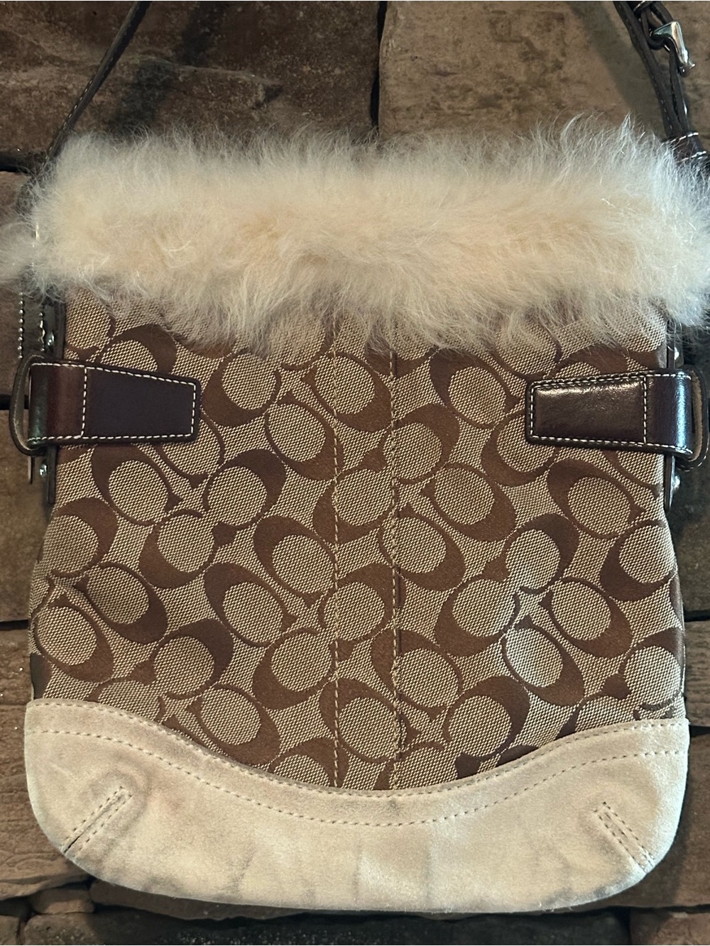 Auth. Coach Brown Signature Canvas Shoulder Bag with Shearling Cream Fur Trim!! - Picture 6 of 15